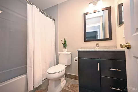 Bath - 5713 Brasher Ave, Blue Ash, OH 45242 photo 3 of 4