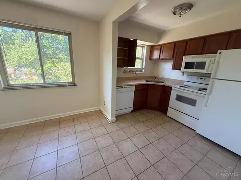 Kitchen - 2955 Ferguson Rd, Cincinnati, OH 45238 photo 2 of 2