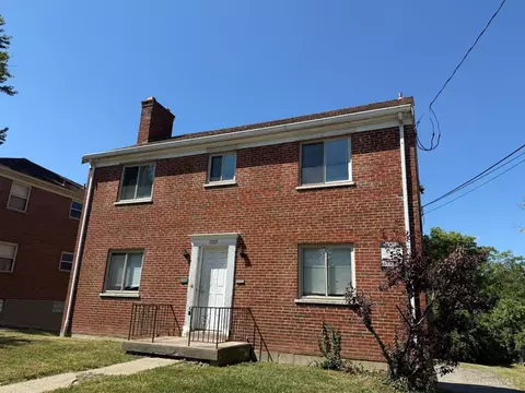 Exterior - 2955 Ferguson Rd, Cincinnati, OH 45238 photo 2 of 3