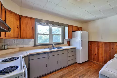 682 Main St, Williamsburg, OH 45176 photo 11