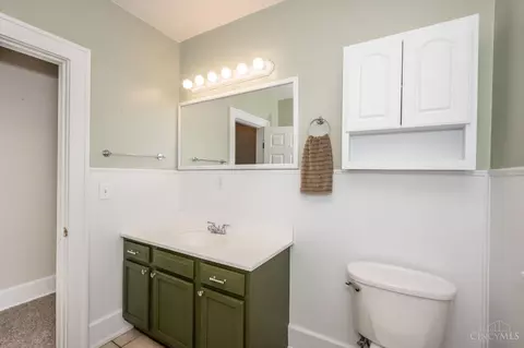 Bath - 2606 Kipling Ave, Cincinnati, OH 45239 photo 2 of 3