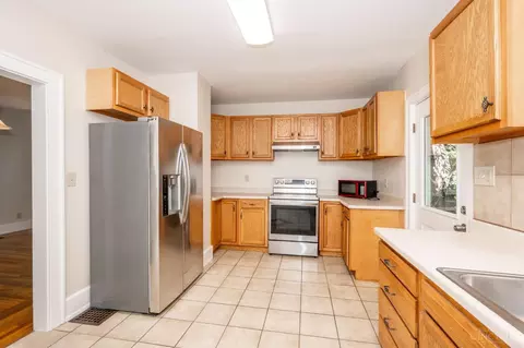 Kitchen - 2606 Kipling Ave, Cincinnati, OH 45239 photo 1 of 4
