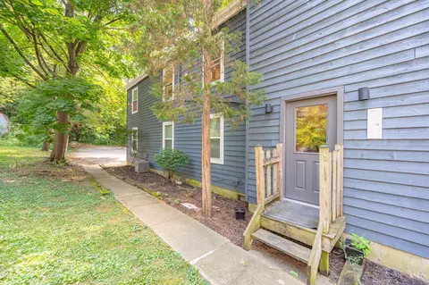 2230 Kemper Ln, Cincinnati, OH 45206 photo 4