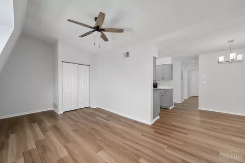 2230 Kemper Ln, Cincinnati, OH 45206 photo 14