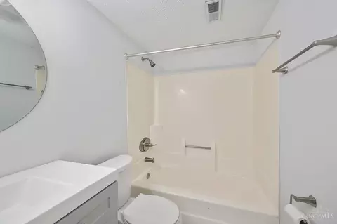 2230 Kemper Ln, Cincinnati, OH 45206 photo 25