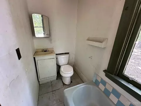 4080 Jerome Ave, Cincinnati, OH 45223 photo 21
