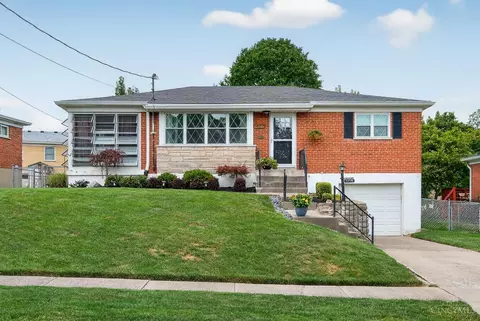 5719 Juliemarie Ct, Cincinnati, OH 45239