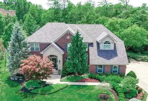 3812 Riverside Dr, Mason, OH 45040