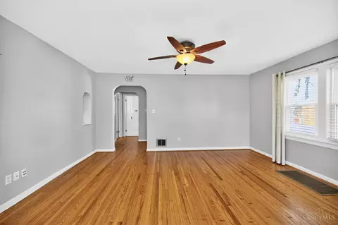 8095 Camner Ave, Cincinnati, OH 45236 photo 3