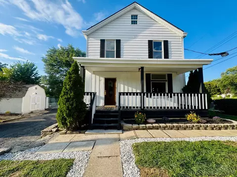 100 Mt Nebo Rd, Cleves, OH 45002