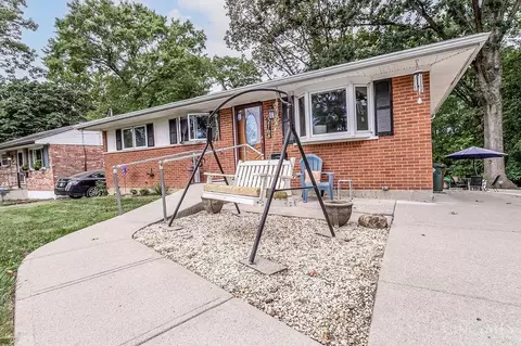 5768 Nightingale Ct, Fairfax, OH 45227