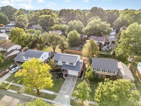 View/Area - 2109 Berrypatch Dr, Cincinnati, OH 45244 photo 1 of 2