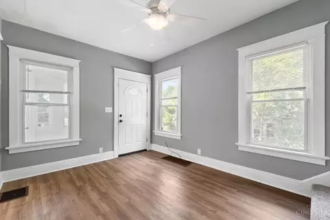 Entry Way - 6164 Hillside Ave, Cincinnati, OH 45233 photo 1 of 1