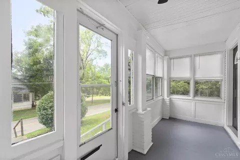 Exterior - 6164 Hillside Ave, Cincinnati, OH 45233 photo 1 of 4