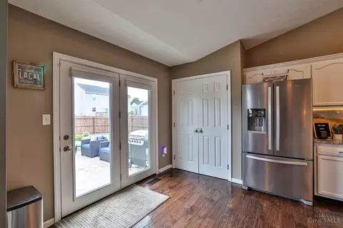 Entry Way - 5069 Sullivans Ridge Dr, Morrow, OH 45152 photo 2 of 3