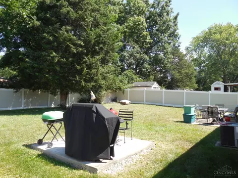 Exterior - 1372 Riviera Pl, Cincinnati, OH 45231 photo 3 of 14