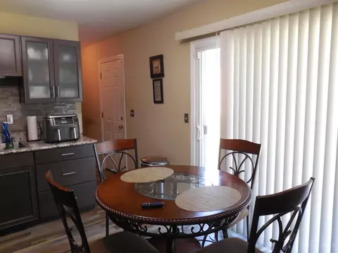 Dining - 1372 Riviera Pl, Cincinnati, OH 45231 photo 1 of 2