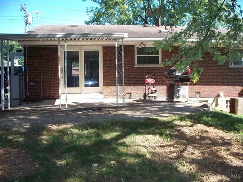 2555 John Gray Rd, Cincinnati, OH 45231 photo 4