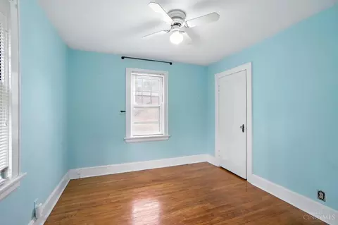 Bedroom - 3326 Glenhurst Pl, Cincinnati, OH 45209 photo 6 of 7