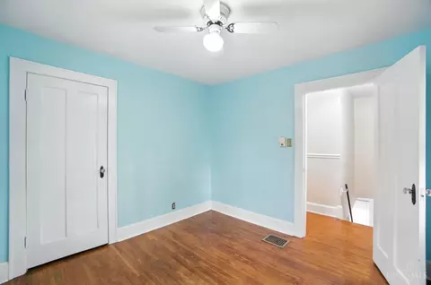 Bedroom - 3326 Glenhurst Pl, Cincinnati, OH 45209 photo 7 of 7