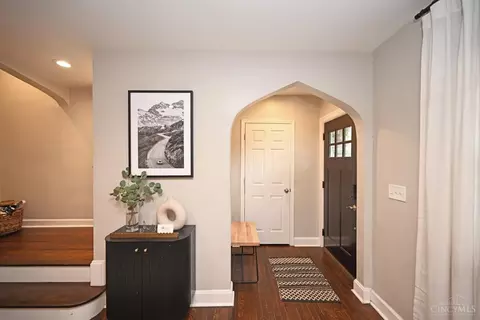 Entry Way - 4522 Perth Ln, Cincinnati, OH 45229 photo 1 of 1