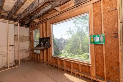 37 Clifton Ave, Cincinnati, OH 45202 photo 5