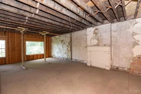 37 Clifton Ave, Cincinnati, OH 45202 photo 16