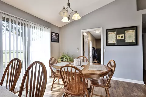 572 Mcjunkin Rd, Blanchester, OH 45107 photo 8