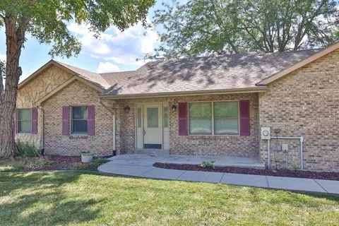 572 Mcjunkin Rd, Blanchester, OH 45107 photo 3
