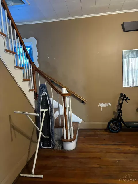 Entry Way - 1233 Considine Ave, Cincinnati, OH 45204 photo 3 of 3