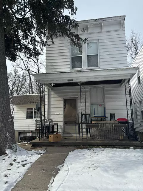 1233 Considine Ave, Cincinnati, OH 45204