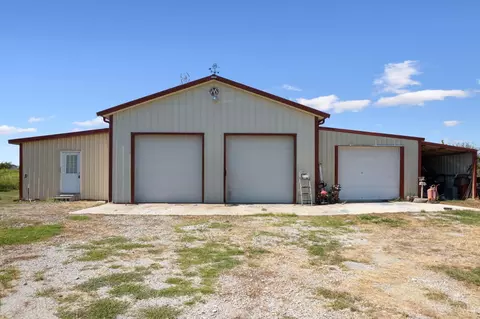 650 St Rt 756, Felicity, OH 45120