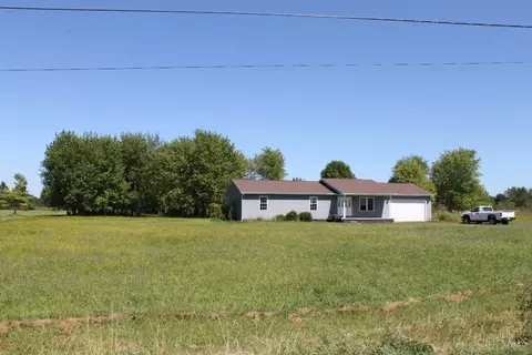 216 Pansy Rd, Blanchester, OH 45107 photo 2