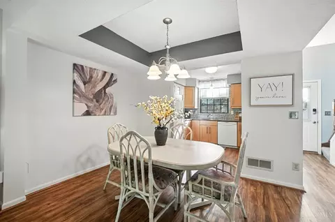 Dining - 7782 Hackney Cir, Maineville, OH 45039 photo 2 of 4