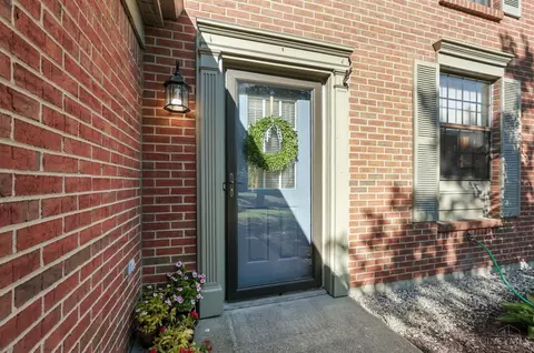 Entry Way - 7782 Hackney Cir, Maineville, OH 45039 photo 1 of 3