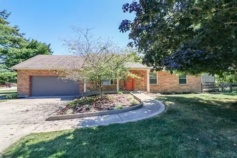 5601 Beech Grove Dr, Milford, OH 45150