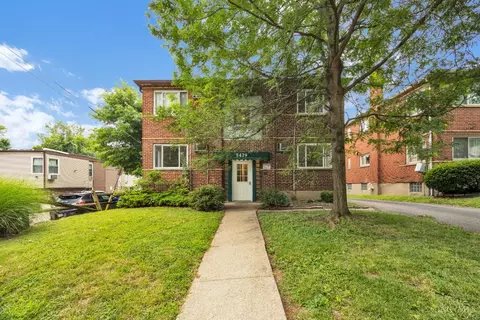 5429 Lester Rd, Cincinnati, OH 45213