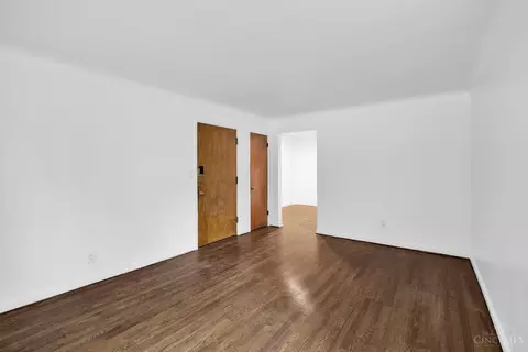 Living - 5429 Lester Rd, Cincinnati, OH 45213 photo 2 of 5