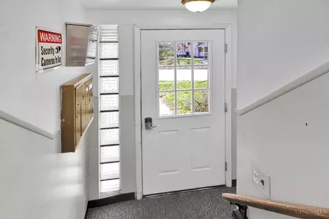 Entry Way - 5429 Lester Rd, Cincinnati, OH 45213 photo 2 of 5