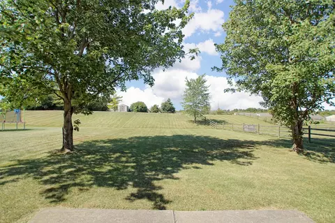 2028 Crest Rd, Forest Park, OH 45240 photo 37
