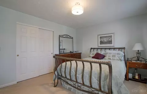 2028 Crest Rd, Forest Park, OH 45240 photo 22