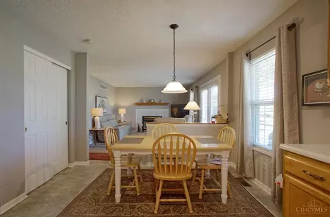 2028 Crest Rd, Forest Park, OH 45240 photo 11