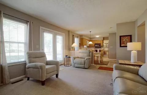 2028 Crest Rd, Forest Park, OH 45240 photo 6