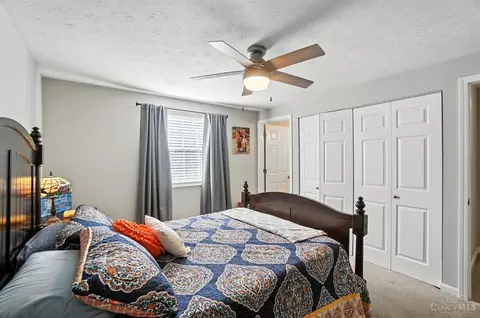Bedroom - 8740 Exeter Pl, Maineville, OH 45039 photo 2 of 5
