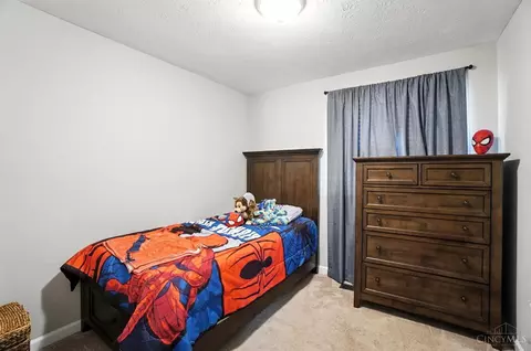 Bedroom - 8740 Exeter Pl, Maineville, OH 45039 photo 5 of 5