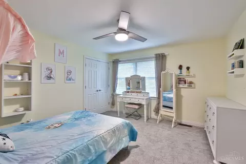 Bedroom - 1271 Aintree Ct, Hamilton Township, OH 45039 photo 5 of 8