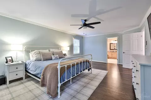 Bedroom - 1271 Aintree Ct, Hamilton Township, OH 45039 photo 2 of 8