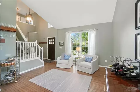 7827 State Rd, Cincinnati, OH 45255