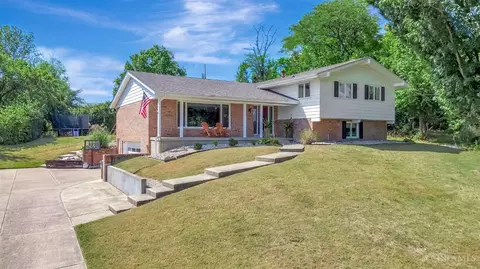 127 Fairway Dr, Hamilton, OH 45013