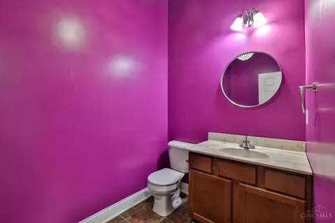 Bath - 3073 Sidney Ave, Cincinnati, OH 45225 photo 1 of 2